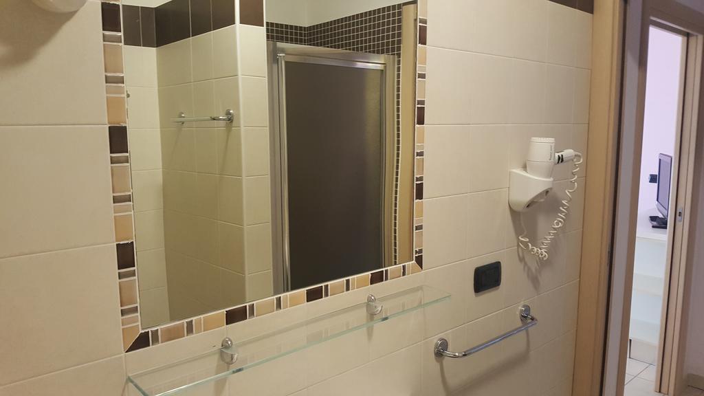 Residenza Villa Regina Monza Ngoại thất bức ảnh