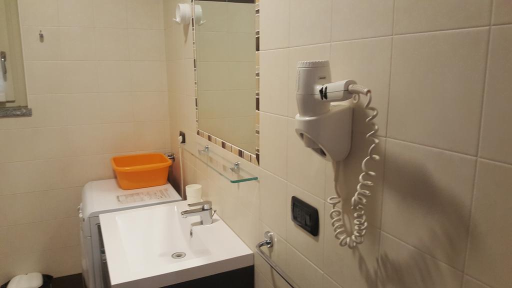 Residenza Villa Regina Monza Ngoại thất bức ảnh