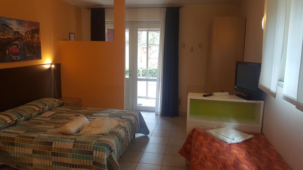 Residenza Villa Regina Monza Ngoại thất bức ảnh