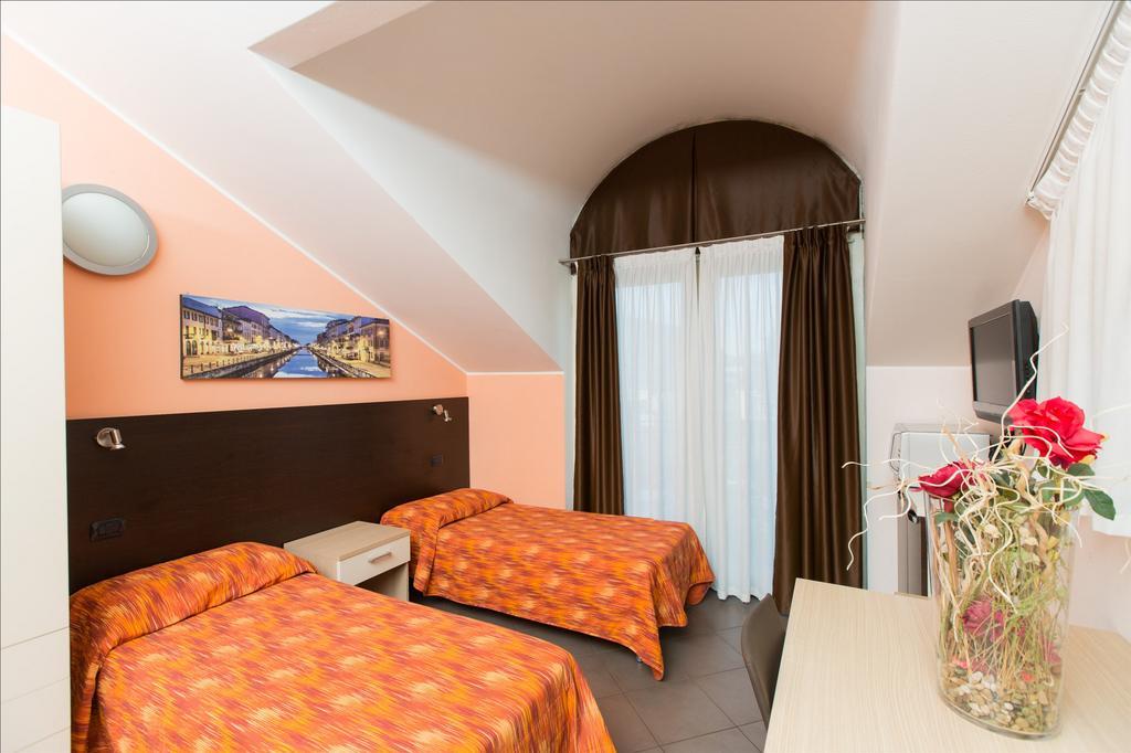 Residenza Villa Regina Monza Ngoại thất bức ảnh